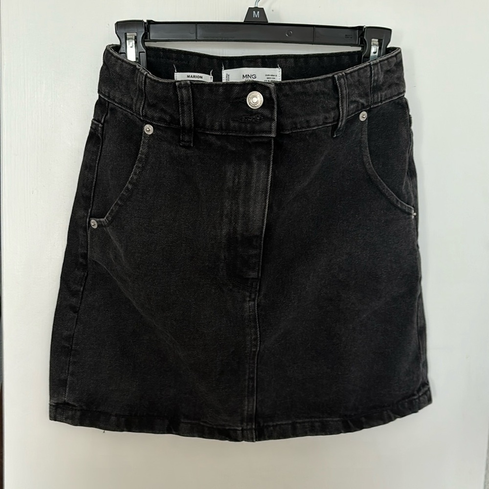 Mango mini skirt black size small (4)